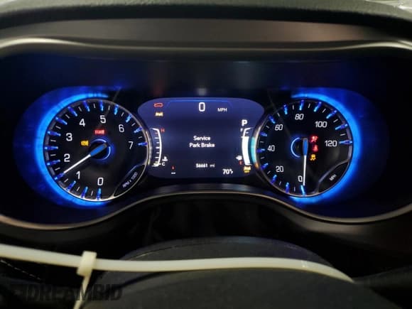 ✅ 2022 Chrysler Pacifica Touring • VIN: 2C4RC1FG3NR164851 • Lot: 81458335. Wystawiony na Copart z przebiegiem 56 661 mil. Bezpłatny archiwum sprzedaży aukcyjnych z USA i szczegółowy raport historii pojazdu na DreamBid. Zdjęcie 9.