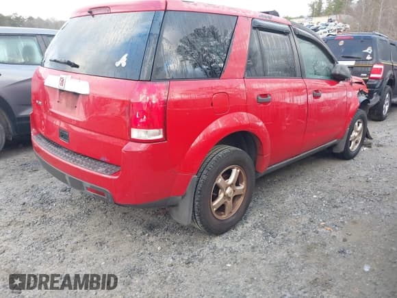 ✅ 2006 Saturn VUE • VIN: 5GZCZ33D96S881716 • Lot: 41222508. Wystawiony na IAAI z przebiegiem 171 470 mil. Bezpłatny archiwum sprzedaży aukcyjnych z USA i szczegółowy raport historii pojazdu na DreamBid. Zdjęcie 4.