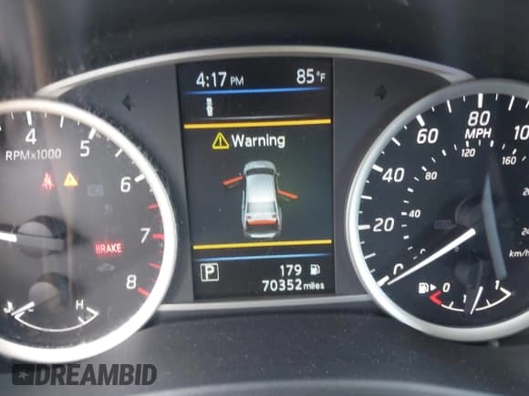 ✅ 2019 Nissan Sentra SV • VIN: 3N1AB7AP2KY343634 • Лот: 43211060. Опубликован ранее на IAAI с пробегом 70 352 миль. Бесплатный доступ к архиву аукционных продаж из США и подробный отчёт об истории автомобиля на DreamBid. Изображение 7.