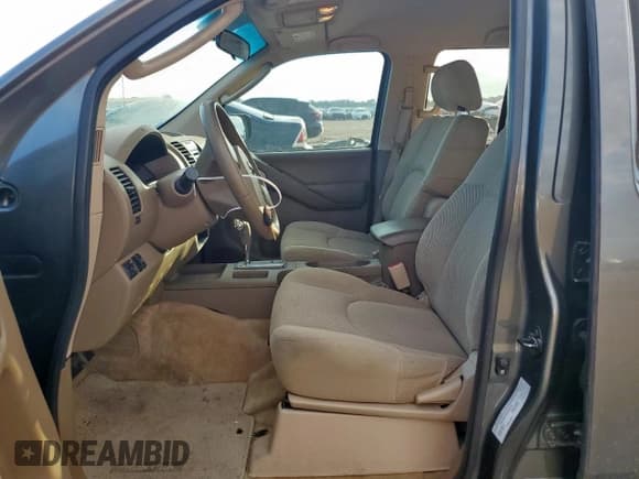 ✅ 2005 Nissan Frontier SE • VIN: 1N6AD07UX5C456141 • Lot: 84018605. Wystawiony na Copart z przebiegiem 220 048 mil. Bezpłatny archiwum sprzedaży aukcyjnych z USA i szczegółowy raport historii pojazdu na DreamBid. Zdjęcie 7.