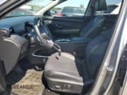 ✅ 2023 Hyundai Tucson Limited • VIN: 5NMJECAE0PH165672 • Lot: 69008664. Wystawiony na Copart z przebiegiem 17 710 mil. Bezpłatny archiwum sprzedaży aukcyjnych z USA i szczegółowy raport historii pojazdu na DreamBid. Zdjęcie 7.