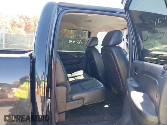 ✅ 2014 Chevrolet Silverado 2500HD LTZ • VIN: 1GC1KYE89EF133257 • Lot: 43420254. Listed on IAAI with 198,864 mi. Free auction sales archive from the USA and detailed vehicle history report at DreamBid. Image 8.