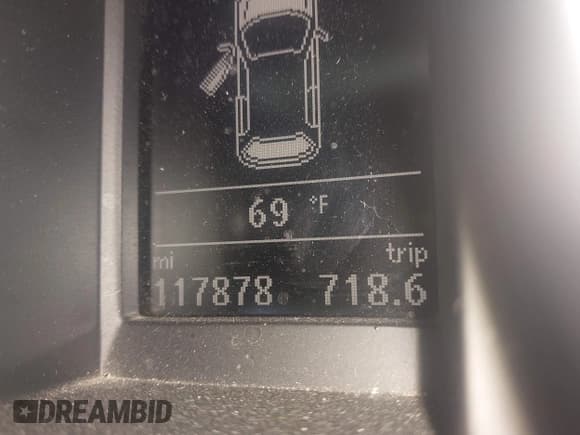 ✅ 2013 Volkswagen Golf TDI • VIN: WVWDM7AJ6DW123617 • Lot: 42103993. Listed on IAAI with 117,878 mi. Free auction sales archive from the USA and detailed vehicle history report at DreamBid. Image 15.