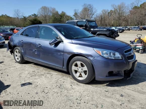 ✅ 2013 Chevrolet Malibu LT • VIN: 1G11C5SA6DF322667 • Лот: 50387025. Размещён на Copart с пробегом 248 227 миль миль. Получите бесплатный доступ к архиву аукционных продаж из США и посмотрите подробный отчёт об истории автомобиля на DreamBid. Изображение 4.