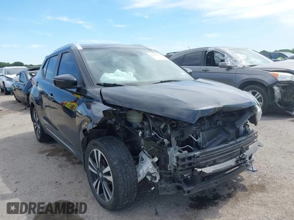 ✅ 2019 Nissan Kicks SR • VIN: 3N1CP5CU8KL548972 • Лот: 42261779. Опубликован ранее на IAAI с пробегом 83 895 миль. Бесплатный доступ к архиву аукционных продаж из США и подробный отчёт об истории автомобиля на DreamBid. Изображение 1.