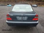✅ 1998 Mercedes-Benz C 230/260/280/320 • VIN: WDBHA29G9WA627163 • Lot: 90663845. Listed on Copart with 121,019 mi. Free auction sales archive from the USA and detailed vehicle history report at DreamBid. Image 6.