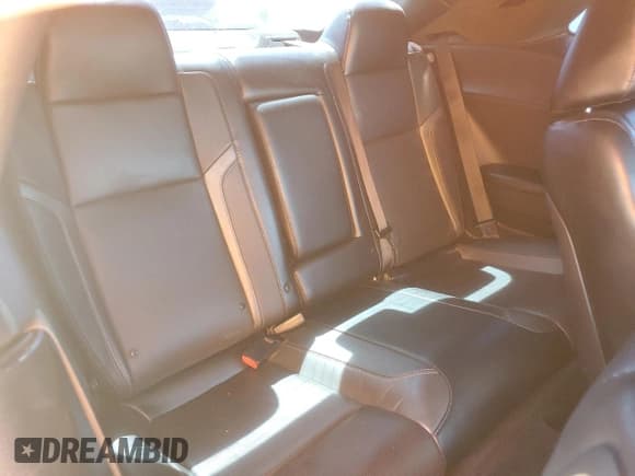 ✅ 2015 Dodge Challenger SXT Plus • VIN: 2C3CDZBG5FH869279 • Lot: 67969845. Wystawiony na Copart z przebiegiem 87 996 mil. Bezpłatny archiwum sprzedaży aukcyjnych z USA i szczegółowy raport historii pojazdu na DreamBid. Zdjęcie 10.