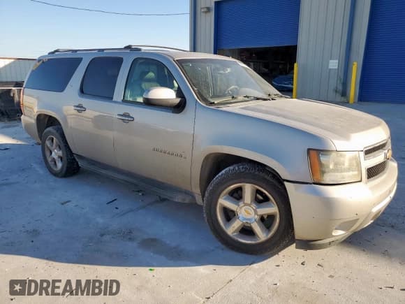 ✅ 2007 Chevrolet Suburban LT • VIN: 3GNFC16017G295458 • Лот: 91567665. Опубликован ранее на Copart с пробегом 274 111 миль. Бесплатный доступ к архиву аукционных продаж из США и подробный отчёт об истории автомобиля на DreamBid. Изображение 4.