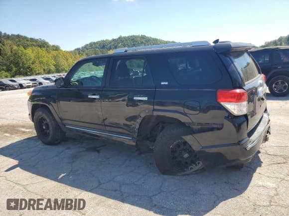 ✅ 2010 Toyota 4Runner Trail • VIN: JTEBU5JR9A5014406 • Lot: 71601665. Wystawiony na Copart z przebiegiem 235 562 mil. Bezpłatny archiwum sprzedaży aukcyjnych z USA i szczegółowy raport historii pojazdu na DreamBid. Zdjęcie 2.