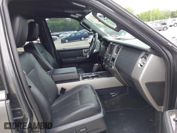 ✅ 2015 Ford Expedition Limited • VIN: 1FMJU1KT2FEF07608 • Лот: 42360792. Опубликован ранее на IAAI с пробегом 139 993 миль. Бесплатный доступ к архиву аукционных продаж из США и подробный отчёт об истории автомобиля на DreamBid. Изображение 5.