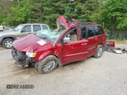 ✅ 2016 Chrysler Town & Country Touring L Anniversary Edition • VIN: 2C4RC1CG0GR253123 • Lot: 42348383. Wystawiony na IAAI z przebiegiem Nie podano. Bezpłatny archiwum sprzedaży aukcyjnych z USA i szczegółowy raport historii pojazdu na DreamBid. Zdjęcie 17.