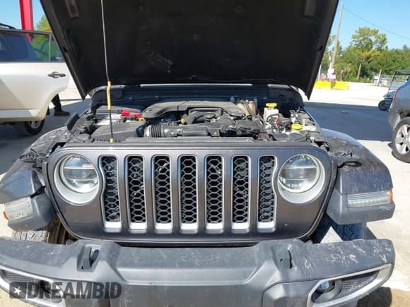 ✅ 2020 Jeep Gladiator Overland • VIN: 1C6HJTFG2LL184888 • Lot: 43601369. Wystawiony na IAAI z przebiegiem 74 424 mil. Bezpłatny archiwum sprzedaży aukcyjnych z USA i szczegółowy raport historii pojazdu na DreamBid. Zdjęcie 10.