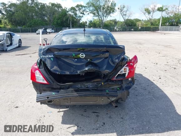 ✅ 2017 Nissan Versa SV • VIN: 3N1CN7AP6HL832026 • Lot: 42536442. Listed on IAAI with 58,483 mi. Free auction sales archive from the USA and detailed vehicle history report at DreamBid. Image 16.