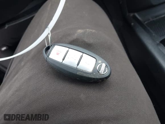 ✅ 2020 Nissan Rogue S • VIN: JN1BJ1CW8LW391947 • Lot: 43656264. Listed on IAAI with 73,765 mi. Free auction sales archive from the USA and detailed vehicle history report at DreamBid. Image 11.