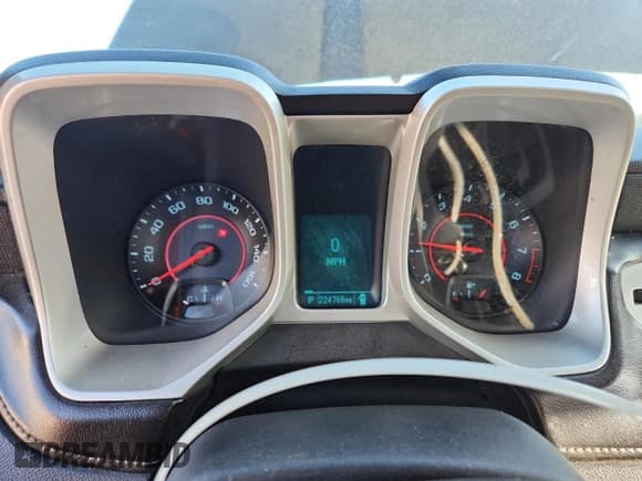 ✅ 2013 Chevrolet Camaro LT • VIN: 2G1FB1E36D9236136 • Lot: 86243645. Wystawiony na Copart z przebiegiem 224 766 mil. Bezpłatny archiwum sprzedaży aukcyjnych z USA i szczegółowy raport historii pojazdu na DreamBid. Zdjęcie 9.