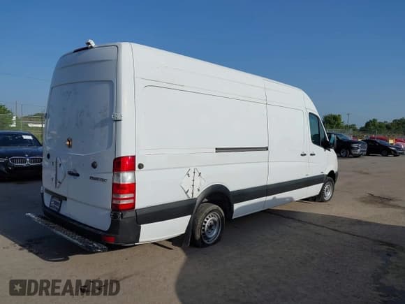 ✅ 2012 Mercedes-Benz Sprinter Cargo • VIN: WD3PE8CB6C5687434 • Lot: 42832238. Listed on IAAI with Not provided. Free auction sales archive from the USA and detailed vehicle history report at DreamBid. Image 4.