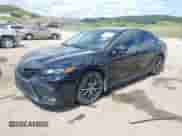 2023 Toyota Camry SE z VIN 4T1T11AK5PU809718, wystawiony jako IAAI lot #42962916 z przebiegiem 21 486 mil mil oraz . Historia ofert i sprzedaży dostępna na DreamBid. Obrazek 17.