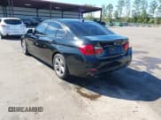 ✅ 2016 BMW 3 Series 328i • VIN: WBA8E9G55GNT84247 • Lot: 43515369. Wystawiony na IAAI z przebiegiem 104 163 mil. Bezpłatny archiwum sprzedaży aukcyjnych z USA i szczegółowy raport historii pojazdu na DreamBid. Zdjęcie 3.