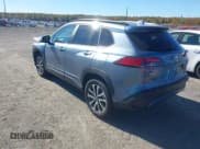 ✅ 2024 Toyota Corolla Cross XLE • VIN: 7MUDAABG9RV086519 • Lot: 43494775. Wystawiony na IAAI z przebiegiem 19 023 mil. Bezpłatny archiwum sprzedaży aukcyjnych z USA i szczegółowy raport historii pojazdu na DreamBid. Zdjęcie 3.