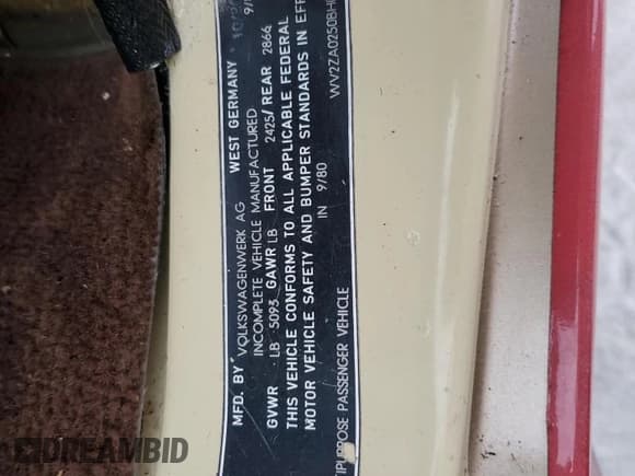 ✅ 1981 Volkswagen Vanagon • VIN: WV2ZA0250BH029548 • Lot: 76965814. Wystawiony na Copart z przebiegiem 111 529 mil. Bezpłatny archiwum sprzedaży aukcyjnych z USA i szczegółowy raport historii pojazdu na DreamBid. Zdjęcie 14.