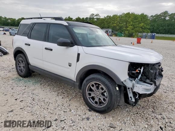 ✅ 2022 Ford Bronco Sport Big Bend • VIN: 3FMCR9B68NRD63402 • Lot: 63307845. Wystawiony na Copart z przebiegiem 31 953 mil. Bezpłatny archiwum sprzedaży aukcyjnych z USA i szczegółowy raport historii pojazdu na DreamBid. Zdjęcie 4.
