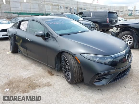 ✅ 2024 Mercedes-Benz EQS 450+ • VIN: W1KCG2DB9RA049517 • Lot: 42423153. Listed on IAAI with 8,588 mi. Free auction sales archive from the USA and detailed vehicle history report at DreamBid. Image 1.