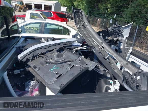 ✅ 2023 Ford F-150 Lightning Pro • VIN: 1FTVW1EL5PWG22503 • Lot: 42825825. Listed on IAAI with 7,030 mi. Free auction sales archive from the USA and detailed vehicle history report at DreamBid. Image 12.