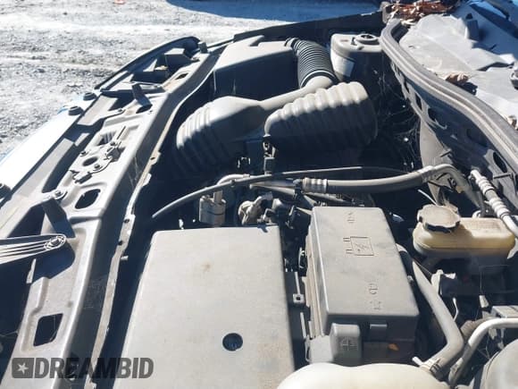 ✅ 2006 Saturn VUE • VIN: 5GZCZ33D16S888076 • Lot: 41715416. Wystawiony na IAAI z przebiegiem 103 807 mil. Bezpłatny archiwum sprzedaży aukcyjnych z USA i szczegółowy raport historii pojazdu na DreamBid. Zdjęcie 10.