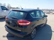 ✅ 2018 Ford C-Max Titanium • VIN: 1FADP5DU6JL103825 • Лот: 42848907. Опубликован ранее на IAAI с пробегом 32 290 миль. Бесплатный доступ к архиву аукционных продаж из США и подробный отчёт об истории автомобиля на DreamBid. Изображение 4.