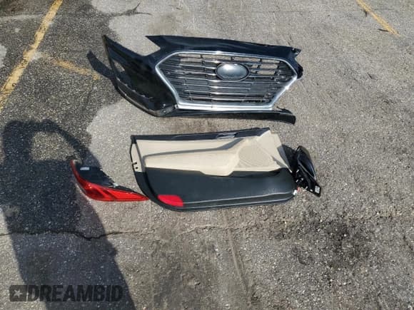 ✅ 2018 Hyundai Sonata SE • VIN: 5NPE24AF1JH699220 • Лот: 84283485. Опубликован ранее на Copart с пробегом 160 569 миль. Бесплатный доступ к архиву аукционных продаж из США и подробный отчёт об истории автомобиля на DreamBid. Изображение 12.