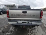 ✅ 2007 Chevrolet Silverado 2500HD Work Truck • VIN: 1GCHK23U47F196605 • Lot: 79506924. Wystawiony na Copart z przebiegiem Nie podano. Bezpłatny archiwum sprzedaży aukcyjnych z USA i szczegółowy raport historii pojazdu na DreamBid. Zdjęcie 6.