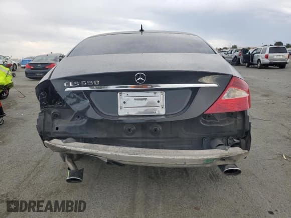 ✅ 2007 Mercedes-Benz CLS 550 • VIN: WDDDJ72X07A102779 • Lot: 81334765. Listed on Copart with 180,023 mi. Free auction sales archive from the USA and detailed vehicle history report at DreamBid. Image 6.