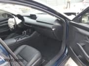 ✅ 2022 Mazda 3 Select • VIN: 3MZBPABL3NM309450 • Lot: 43650319. Listed on IAAI with 32,846 mi. Free auction sales archive from the USA and detailed vehicle history report at DreamBid. Image 5.