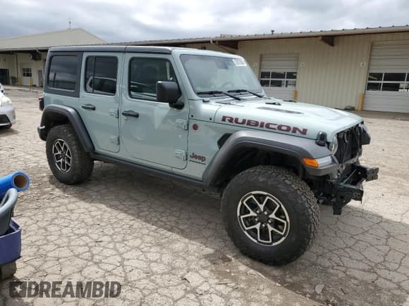 ✅ 2024 Jeep Wrangler Rubicon • VIN: 1C4PJXFG8RW263453 • Lot: 53976365. Wystawiony na Copart z przebiegiem 17 779 mil. Bezpłatny archiwum sprzedaży aukcyjnych z USA i szczegółowy raport historii pojazdu na DreamBid. Zdjęcie 4.