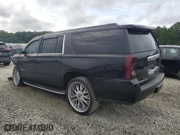 ✅ 2016 GMC Yukon XL SLT • VIN: 1GKS2GKC1GR166721 • Lot: 66294585. Wystawiony na Copart z przebiegiem 109 142 mil. Bezpłatny archiwum sprzedaży aukcyjnych z USA i szczegółowy raport historii pojazdu na DreamBid. Zdjęcie 2.
