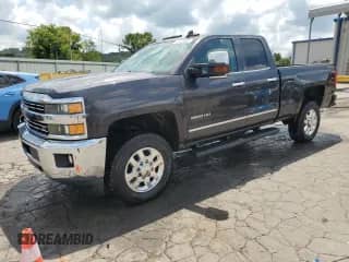 2015 Chevrolet Silverado 2500HD LTZ with VIN 1GC2KWEG8FZ519670, listed as a Copart auction lot 67534905 with 189,471 mi miles and Salvage title. Bid and sale history available at DreamBid. Image 1.