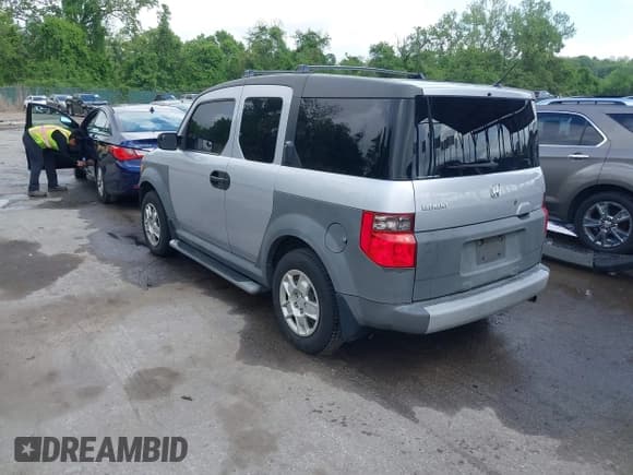 ✅ 2005 Honda Element LX • VIN: 5J6YH28315L012549 • Лот: 42185199. Опубликован ранее на IAAI с пробегом 110 418 миль. Бесплатный доступ к архиву аукционных продаж из США и подробный отчёт об истории автомобиля на DreamBid. Изображение 3.