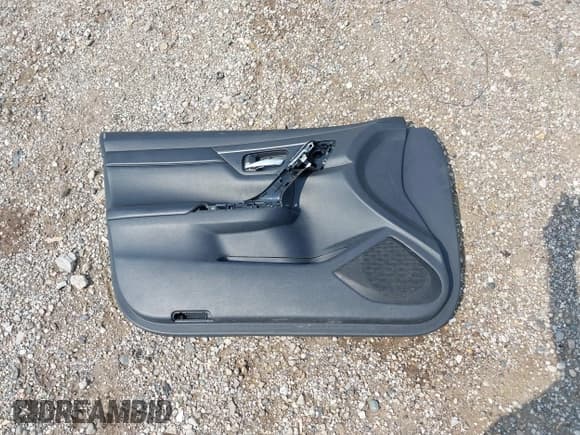 ✅ 2017 Nissan Altima SL • VIN: 1N4AL3AP8HC130620 • Lot: 42861463. Listed on IAAI with 146,857 mi. Free auction sales archive from the USA and detailed vehicle history report at DreamBid. Image 12.