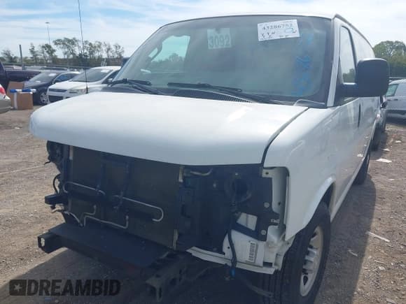 ✅ 2017 Chevrolet Express Cargo • VIN: 1GCWGAFF5H1102505 • Lot: 43286752. Listed on IAAI with 197,132 mi. Free auction sales archive from the USA and detailed vehicle history report at DreamBid. Image 6.