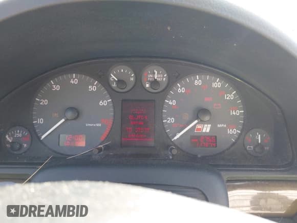 ✅ 2000 Audi S4 • VIN: WAUDD68D5YA088367 • Lot: 43183321. Wystawiony na IAAI z przebiegiem 117 274 mil. Bezpłatny archiwum sprzedaży aukcyjnych z USA i szczegółowy raport historii pojazdu na DreamBid. Zdjęcie 7.