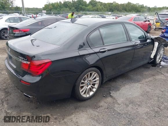 ✅ 2013 BMW 7 Series 750Li xDrive • VIN: WBAYF8C57DD140484 • Lot: 43050769. Listed on IAAI with 89,062 mi. Free auction sales archive from the USA and detailed vehicle history report at DreamBid. Image 4.