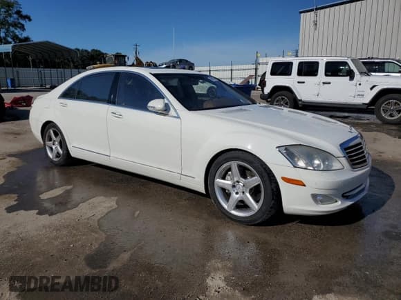 ✅ 2007 Mercedes-Benz S 550 • VIN: WDDNG86X77A113054 • Lot: 89616905. Listed on Copart with 258,339 mi. Free auction sales archive from the USA and detailed vehicle history report at DreamBid. Image 4.