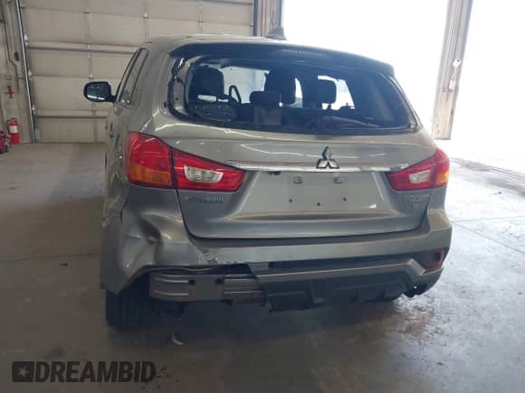 2018 Mitsubishi Outlander SE с VIN JA4AR3AW7JZ035379, выставлен на аукционе IAAI как лот 42238989 с пробегом 82 898 миль миль и . История ставок и продаж доступна на DreamBid. Изображение 19.