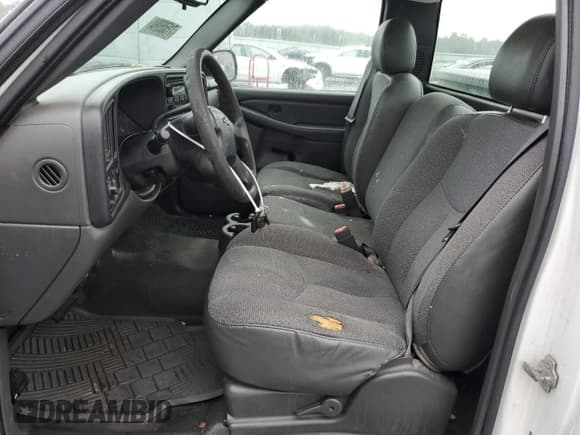 ✅ 2005 Chevrolet Silverado 1500 Work Truck • VIN: 1GCEC14V45Z247646 • Лот: 71506084. Опубликован ранее на Copart с пробегом 113 561 миль. Бесплатный доступ к архиву аукционных продаж из США и подробный отчёт об истории автомобиля на DreamBid. Изображение 7.