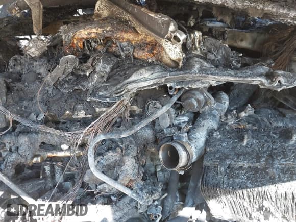 ✅ 2017 Hyundai Sonata Sport • VIN: 5NPE34AB9HH507465 • Лот: 43349352. Опубликован ранее на IAAI с пробегом Не указан. Бесплатный доступ к архиву аукционных продаж из США и подробный отчёт об истории автомобиля на DreamBid. Изображение 11.