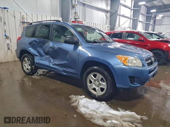 ✅ 2010 Toyota RAV4 • VIN: JTMZF4DV3A5030200 • Лот: 94305395. Опубликован ранее на Copart с пробегом 179 444 миль. Бесплатный доступ к архиву аукционных продаж из США и подробный отчёт об истории автомобиля на DreamBid. Изображение 4.