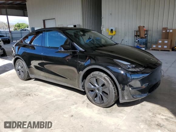✅ 2024 Tesla Model Y Long Range • VIN: 7SAYGAEE2RF212375 • Lot: 86433265. Listed on Copart with 14,265 mi. Free auction sales archive from the USA and detailed vehicle history report at DreamBid. Image 4.