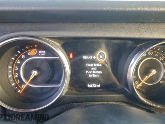 ✅ 2021 Jeep Wrangler Unlimited Sahara High Altitude • VIN: 1C4HJXEN5MW748985 • Lot: 94197935. Wystawiony na Copart z przebiegiem 46 672 mil. Bezpłatny archiwum sprzedaży aukcyjnych z USA i szczegółowy raport historii pojazdu na DreamBid. Zdjęcie 9.