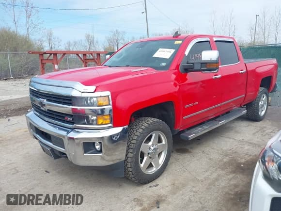 ✅ 2015 Chevrolet Silverado 2500HD LTZ • VIN: 1GC1KWE83FF616085 • Lot: 41987956. Listed on IAAI with 72,950 mi. Free auction sales archive from the USA and detailed vehicle history report at DreamBid. Image 6.