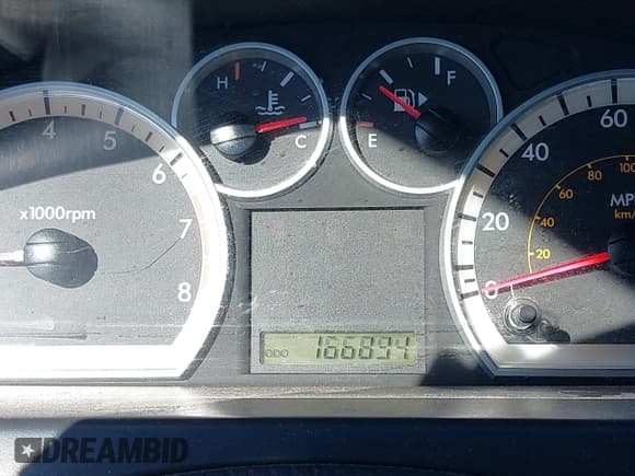 ✅ 2010 Chevrolet Aveo 1LT • VIN: KL1TD5DE9AB109462 • Lot: 41604034. Wystawiony na IAAI z przebiegiem 166 894 mil. Bezpłatny archiwum sprzedaży aukcyjnych z USA i szczegółowy raport historii pojazdu na DreamBid. Zdjęcie 7.